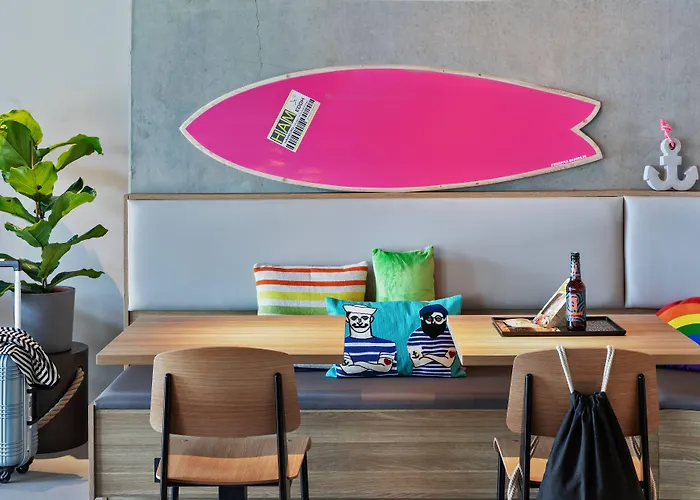 Hotel Moxy 3*
