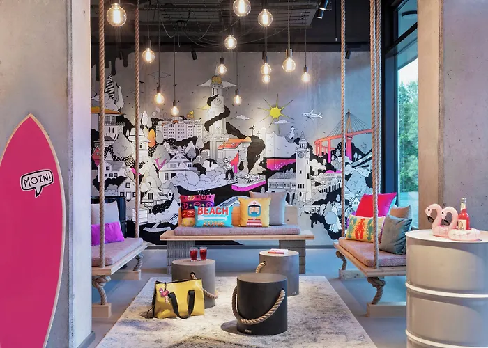 Hotel Moxy